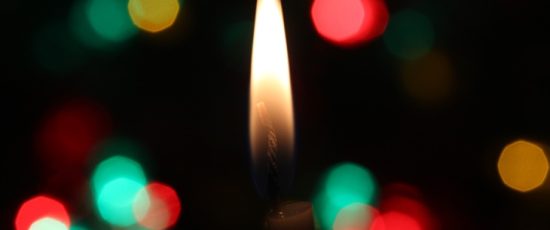 Les deseamos unas felices fiestas junto a su familia y seres queridos, y los mejores deseos para este nuevo año 2021