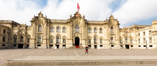Perú: Bicentenario y cambio de mando