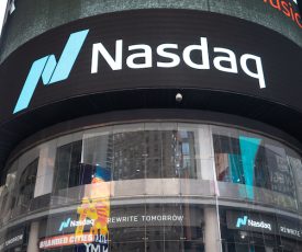 Mercados dispares luego de que el Nasdaq entrara ayer nuevamente en bear market