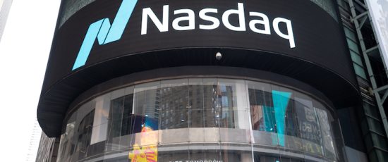 Mercados dispares luego de que el Nasdaq entrara ayer nuevamente en bear market