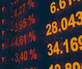 Mercados a la baja tras débil reapertura en China