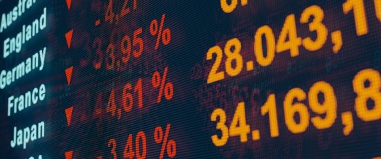 Mercados a la baja tras débil reapertura en China