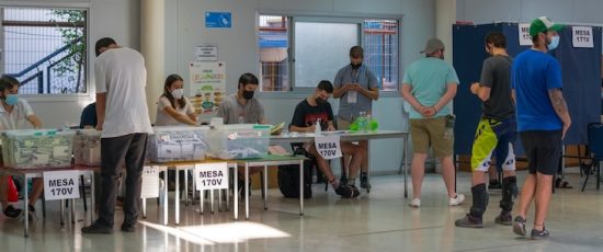 ELEIÇÕES NA AMÉRICA LATINA: OSCILAÇÕES POLÍTICAS